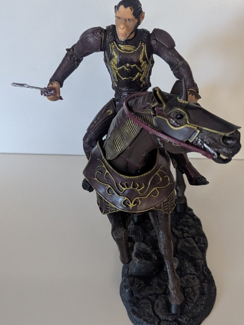 Planet of the Apes Action Figure Thade w Horse - Hasbro 2001